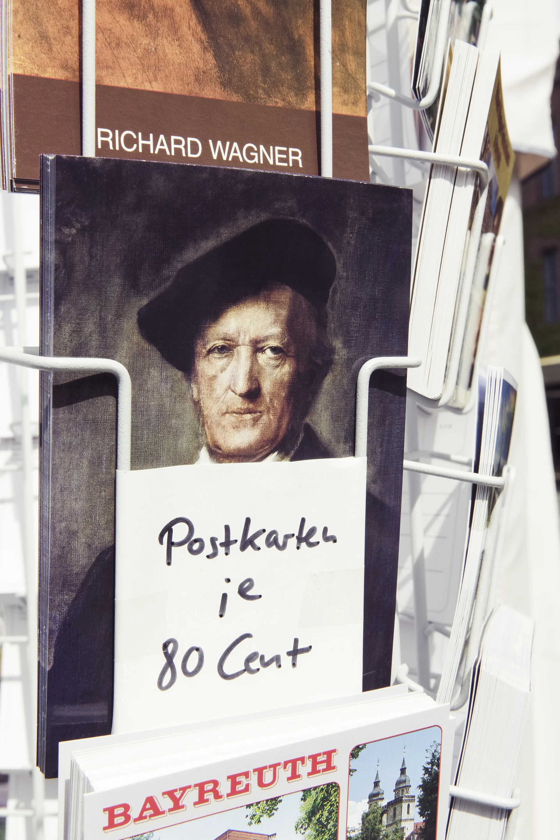 Postal con el retrato de Wagner.