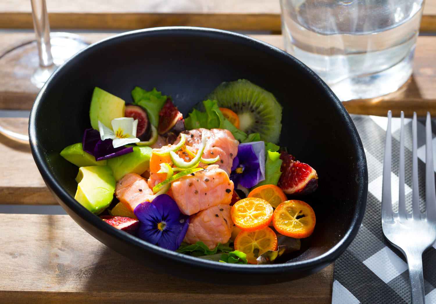 flores comestibles pensamientos