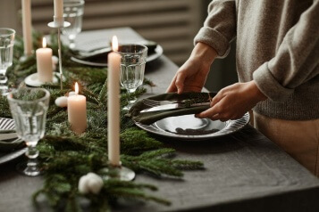 Cómo decorar la mesa en Navidad: consejos elegantes y con arte