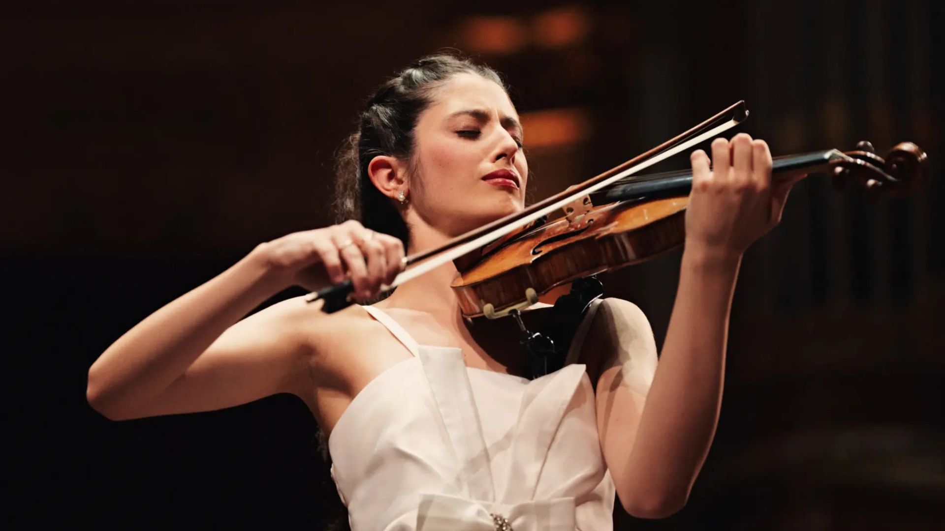 María Dueñas, desde Granada a las altas esferas del violín