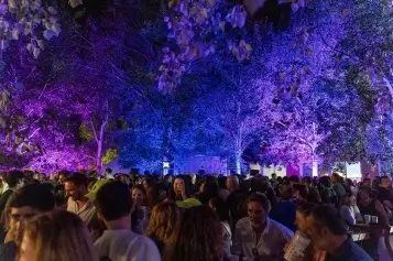 Zona Momentos Alhambra: un oasis en Noches del Botánico