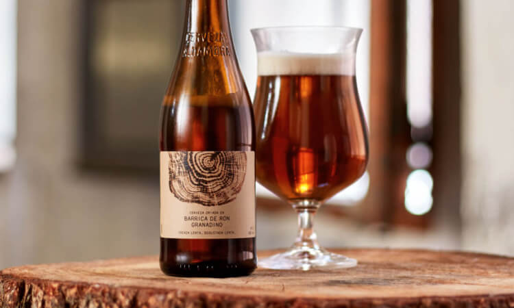 Alhambra Barrica de Ron Granadino